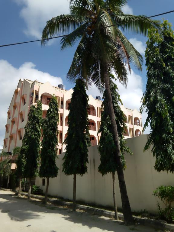 Lambada Holiday Resort Mombasa Mtwapa Exterior foto